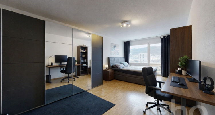 Grosse 5.5-Zimmer Wohnung mit unverbaubarer Aussicht in Schlieren image 8