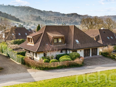 Freistehendes 6-Zimmer-Einfamilienhaus mit grossem Garten image 1