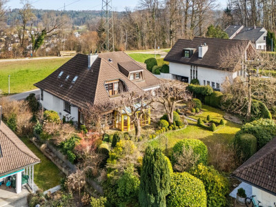 Freistehendes 6-Zimmer-Einfamilienhaus mit grossem Garten image 2