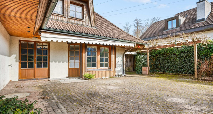 Freistehendes 6-Zimmer-Einfamilienhaus mit grossem Garten image 11