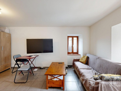 Charmant studio de 34 m² avec place de parc et grande cave image 2