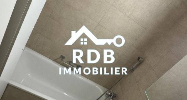 Appartement de 5 pièces au 4ème étage situé à Acacias 1227 image 8