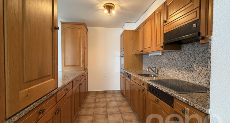 Exclusif: Lumineux appartement traversant de 3 chambres image 8