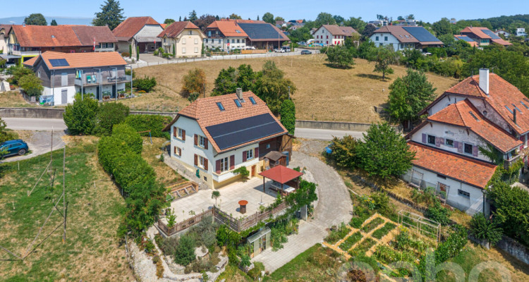 Maison rénovée avec jardin, étang et vue dégagée à 5 min d?Avenches image 2
