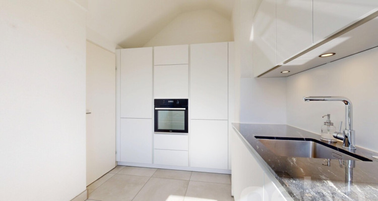 Lichtdurchflutete 3.5-Zimmer-Dachgeschosswohnung in Affoltern am Albis image 4