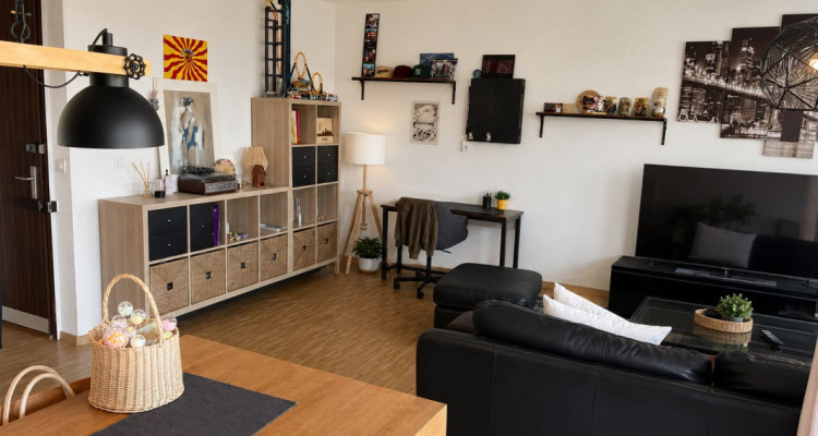 Superbe appartement traversant de 7 pièces avec vue sur le Jura image 2