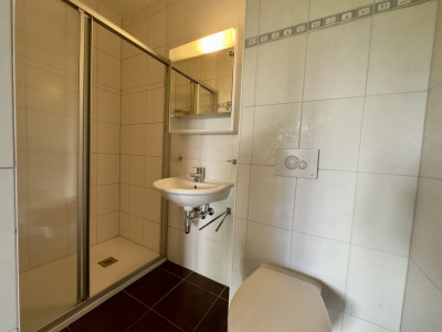 Appartement de 5.5 pièces situé au rez-de-chaussée image 9