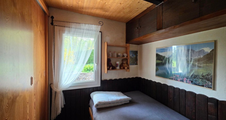 Chalet situé sur une vaste parcelle ensoleillée et cadre de vie privilégié image 8