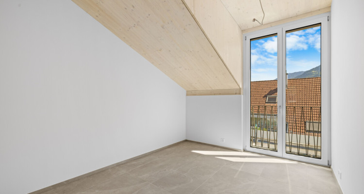 Hochwertige 5.5-Zimmer-Dachwohnung mit Bergsicht in Bonaduz image 9