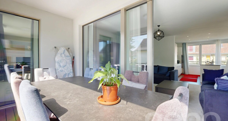 Moderne 3.5-Zimmer-Wohnung mit Balkon und hochwertigem Ausbau image 5