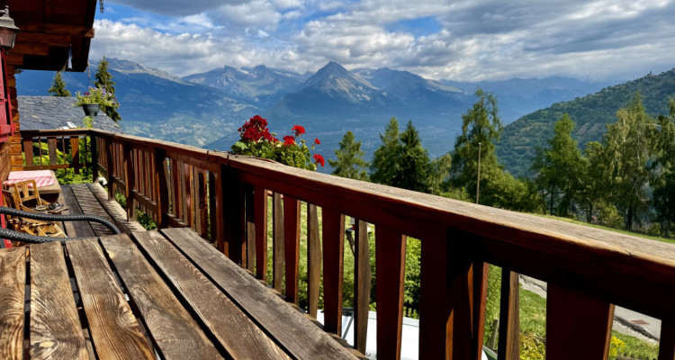 CHALET INDIVIDUEL AVEC VUE EXCEPTIONNELLE ET SANS VIS-À-VIS A BASSE NENDAZ image 2