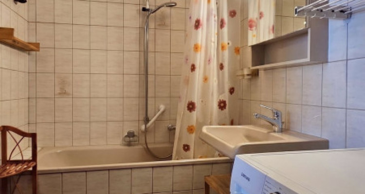 Charmante maison villageoise contiguë à Fleurier. image 4