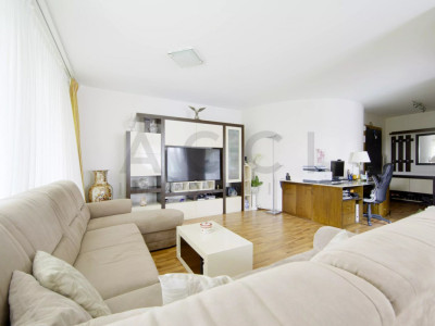 EXCLUSIVITÉ - Appartement lumineux de 4 pièces avec terrasse couverte, jardin privatif ? box en sus ? Châtelaine image 5