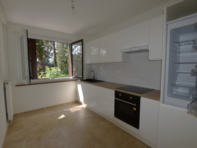 CHARMANT APPARTEMENT ENTIEREMENT RENOVE AU CENTRE DE VEIGY-FONCENEX image 3