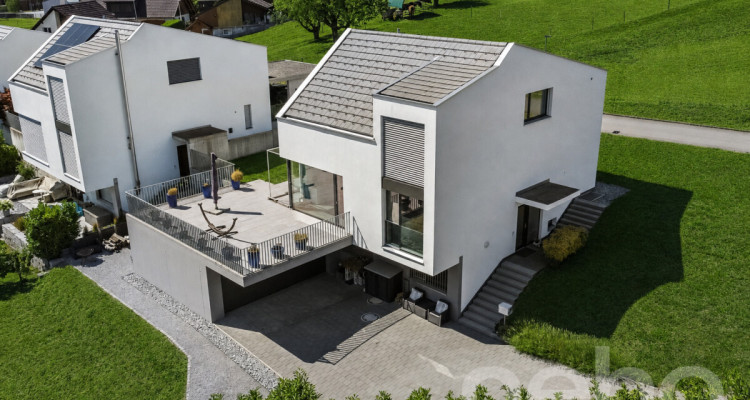 Modernes Zuhause mit unverbaubarer Weitsicht und viel Wohnkomfort image 2