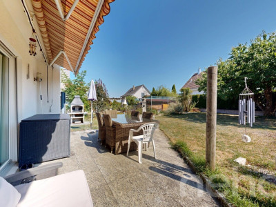Freistehendes Einfamilienhaus auf grosszügigem Grundstück in Rümlang image 3