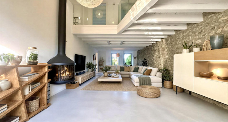 Propriété de charme de 6 pièces et 220 m² dans un cadre verdoyant et préservé image 3