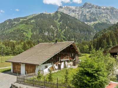 Authentique chalet au Grand-Paradis image 3
