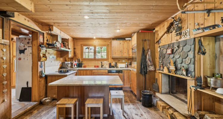 Authentique chalet au Grand-Paradis image 4