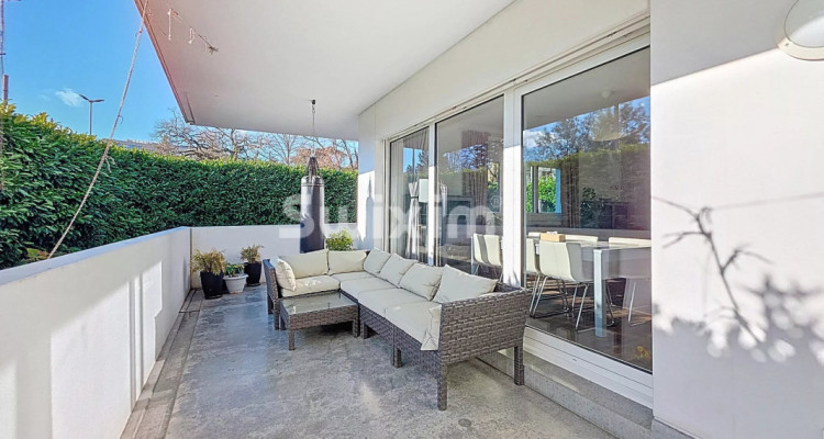 Superbe 5 pièces rez de jardin immeuble Minergie Vieusseux image 6