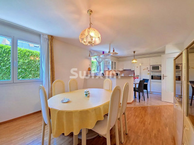 MAISON FAMILIALE  AVEC PISCINE image 4