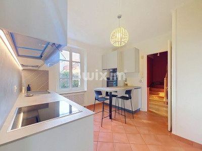 Élégante maison 8 pièces Terre Sainte image 9