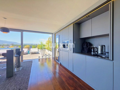 Loft en attique aux prestations uniques image 13