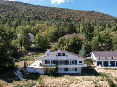Spacieuse individuelle au calme avec vue image 1
