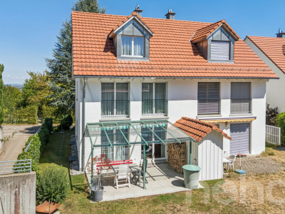 Attraktives 4.5-Zimmer-Doppeleinfamilienhaus image 1