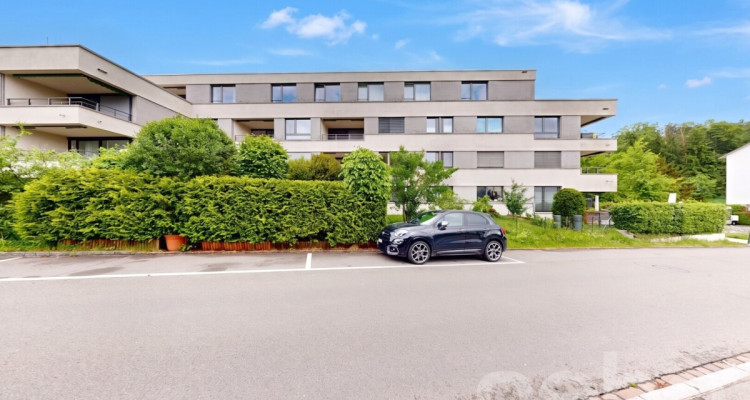 Moderne 4.5-Zimmer-Wohnung mit grosszügigem Wohnkonzept image 11