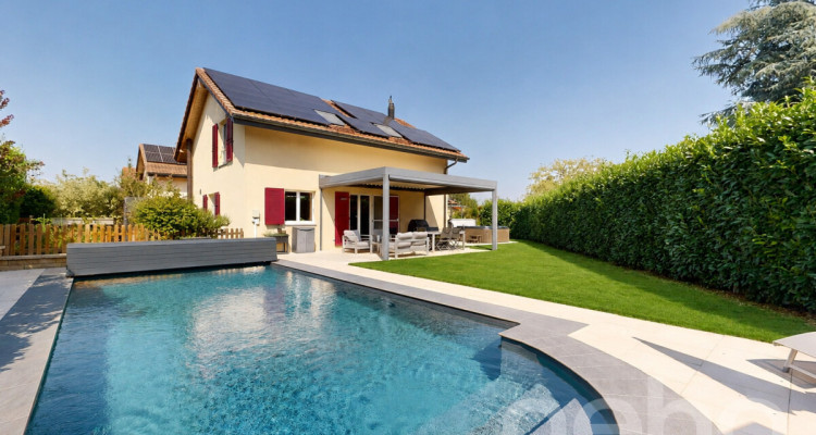 Superbe maison individuelle de 5.5p avec piscine chauffée image 1