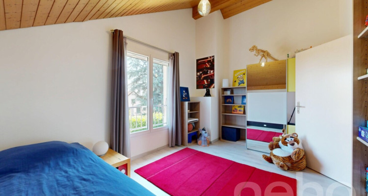 Superbe maison individuelle de 5.5p avec piscine chauffée image 7