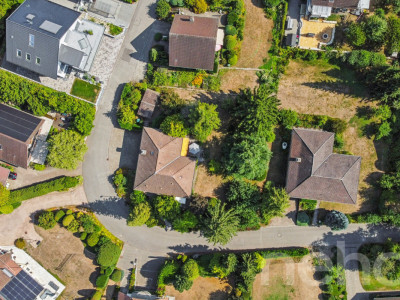 Freistehendes Einfamilienhaus auf 1127 m² Traumgrundstück image 3