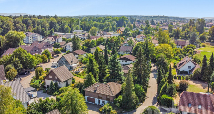 Freistehendes Einfamilienhaus auf 1127 m² Traumgrundstück image 1