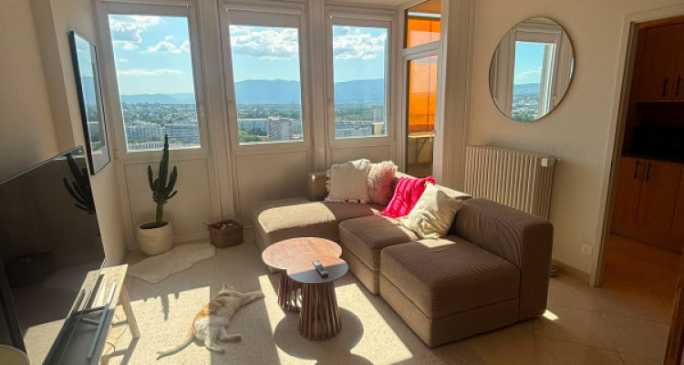 MAGNIFIQUE APPARTEMENT DE 4 PIÈCES AU 22ᵉ ÉTAGE – PETIT-LANCY image 1