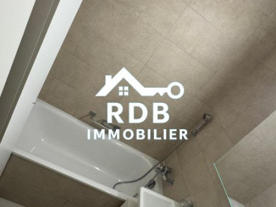 Appartement de 5 pièces au 4ème étage situé à Acacias 1227 image 8