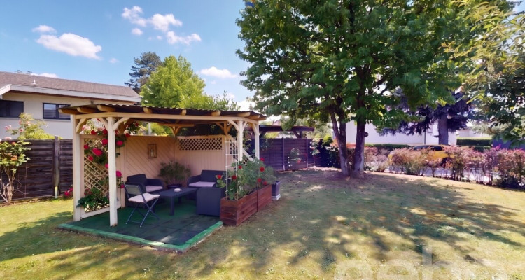 Agréable maison individuelle avec PAC et panneaux photovoltaïques image 12