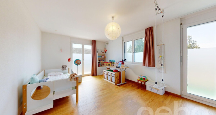 Top gepflegtes 7-Zimmer-EFH mit separatem Studio und grossem Umschwung image 8