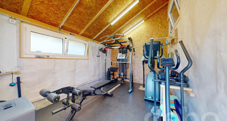 Top gepflegtes 7-Zimmer-EFH mit separatem Studio und grossem Umschwung image 11