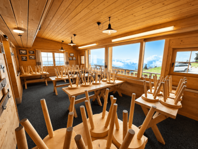 Bergrestaurant über den Bergen image 2