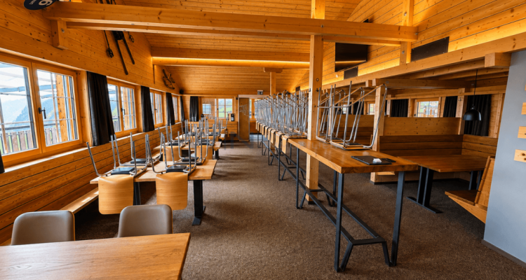 Bergrestaurant über den Bergen image 7