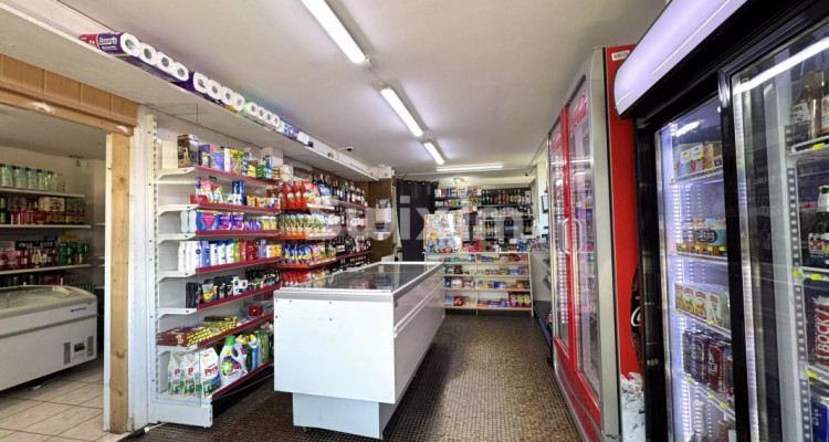 Exclusivité ! Épicerie à remettre à Malley ! image 2