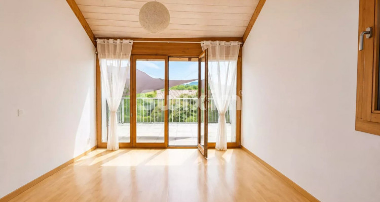 Exclusive: architects villa in Cartigny image 2