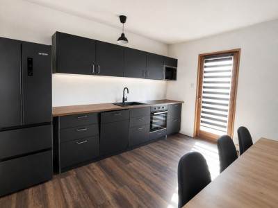 Villa individuelle composée de deux appartements indépendants, avec vaste jardin privatif image 5