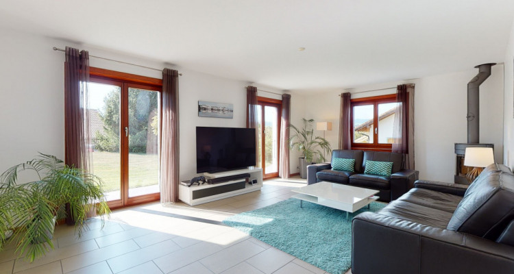 Très belle villa, offrant une vue dégagée sur le Moléson et le Gibloux image 4