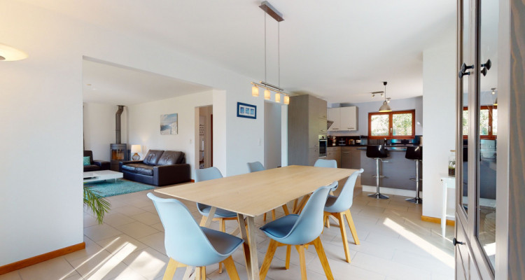 Très belle villa, offrant une vue dégagée sur le Moléson et le Gibloux image 7