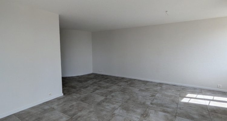 Coup de cœur assuré à Cormondrèche – Appartement de 3,5 pces entièrement rénové  image 6