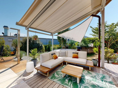 Élégante maison familiale avec piscine et jardin image 11