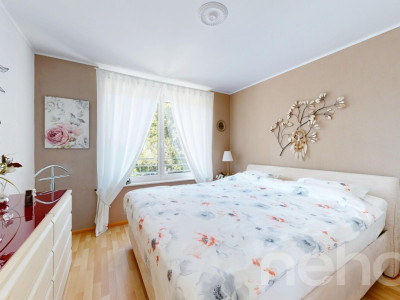 Attraktives 5.5-Zimmer Doppeleinfamilienhaus mit pflegeleichtem Garten image 9