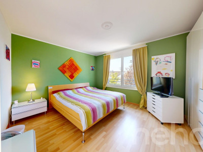 Attraktives 5.5-Zimmer Doppeleinfamilienhaus mit pflegeleichtem Garten image 10